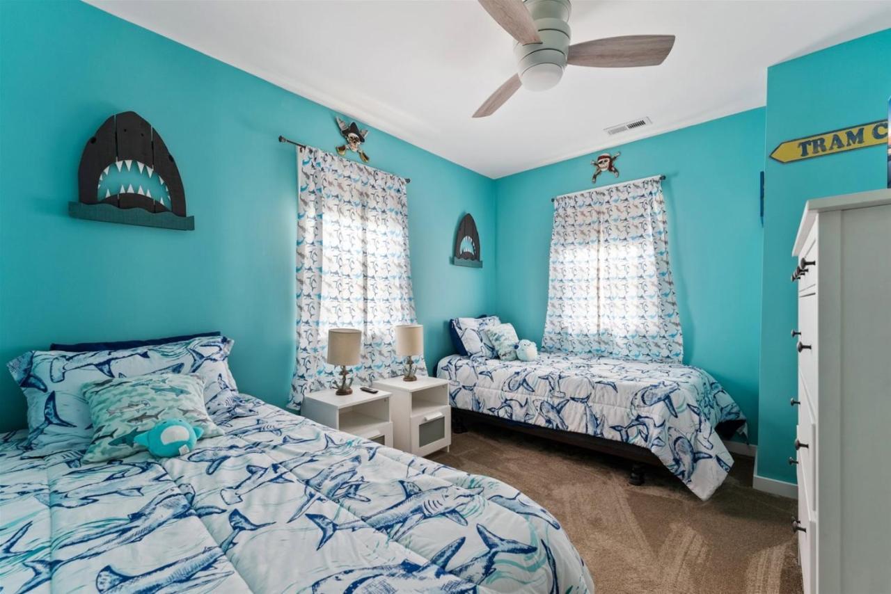 Newly Renovated 4 Bedroom Home Only 2 Blocks From The Beach! Wildwood Exterior foto